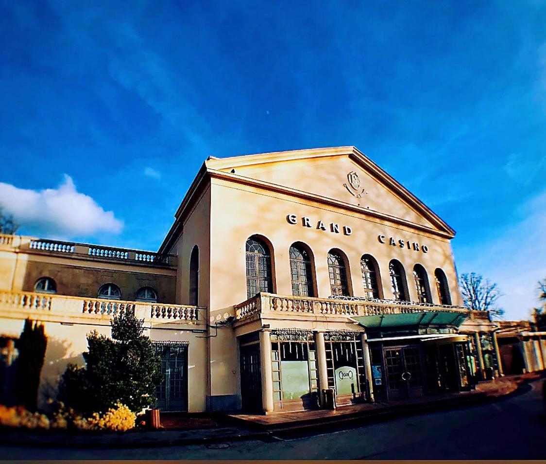 Porte Du Casino Forges-les-Eaux Exterior foto